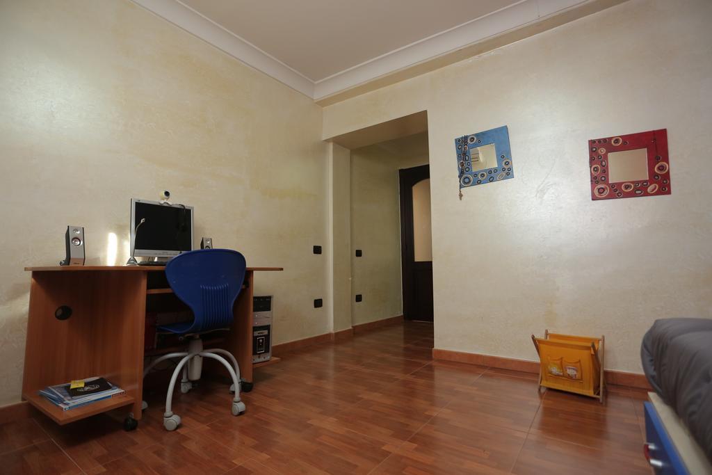 Casa Toto' Apartment Napoli Bagian luar foto
