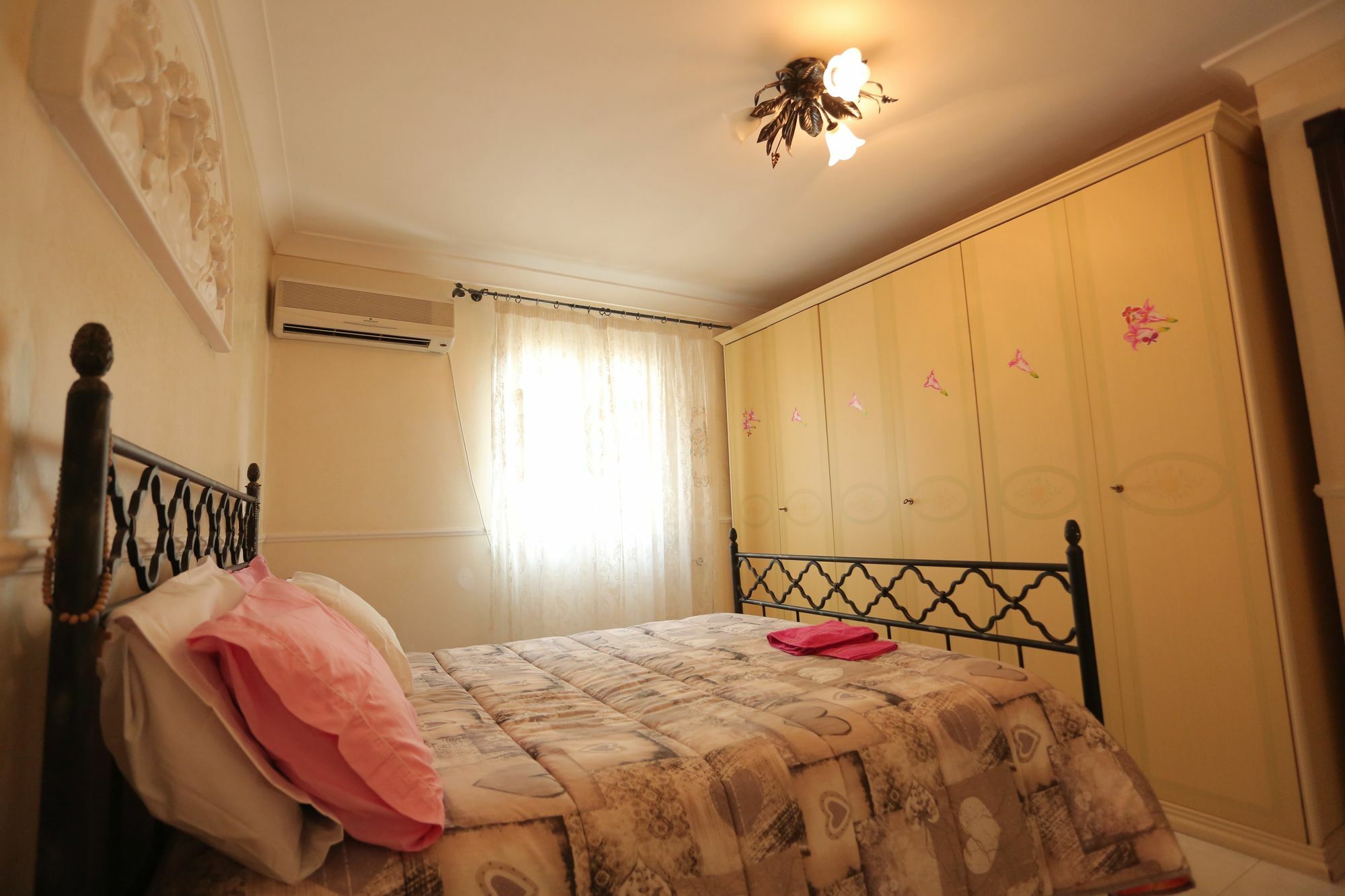 Casa Toto' Apartment Napoli Bagian luar foto