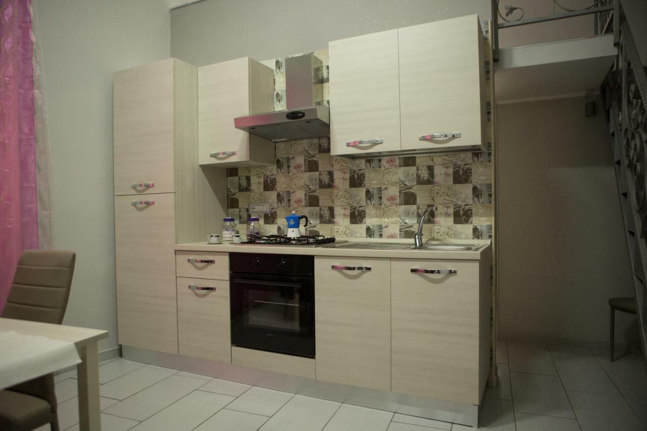 Casa Toto' Apartment Napoli Bagian luar foto