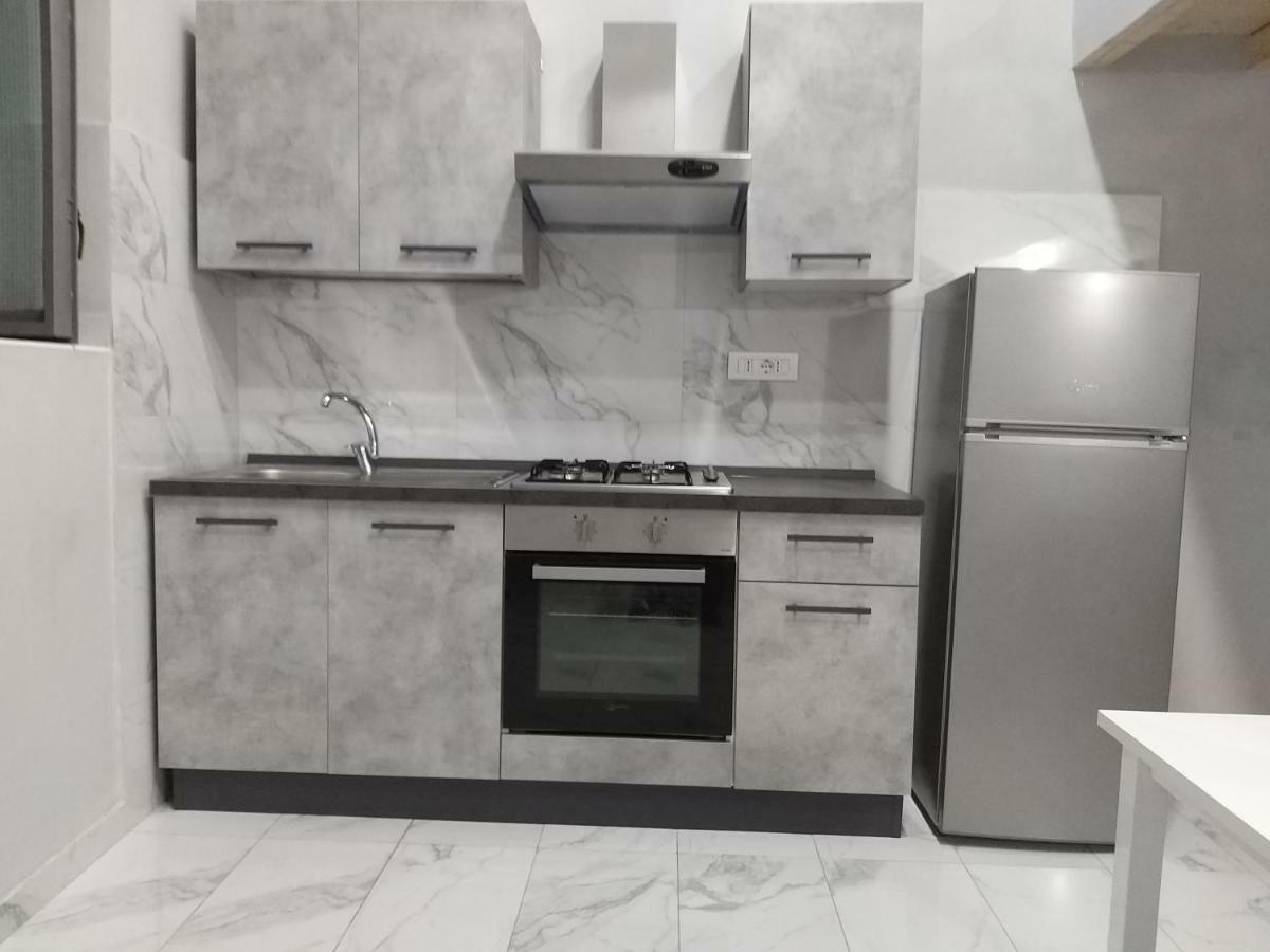 Casa Toto' Apartment Napoli Bagian luar foto